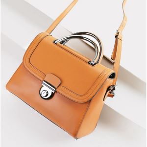 Crossbody sak fanm kwi